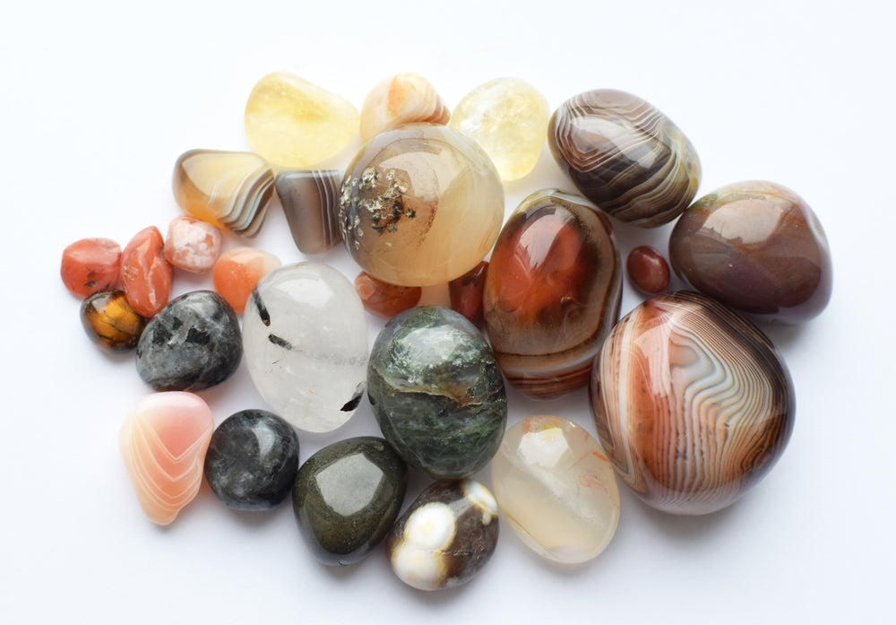 Characteristics and Significance of agate Crystals