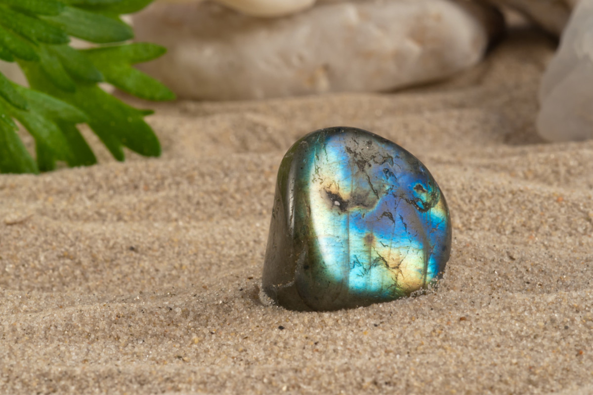 Top Tips for Using Your Labradorite Crystal Effectively