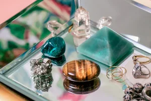 Selection of wealth-attracting crystals