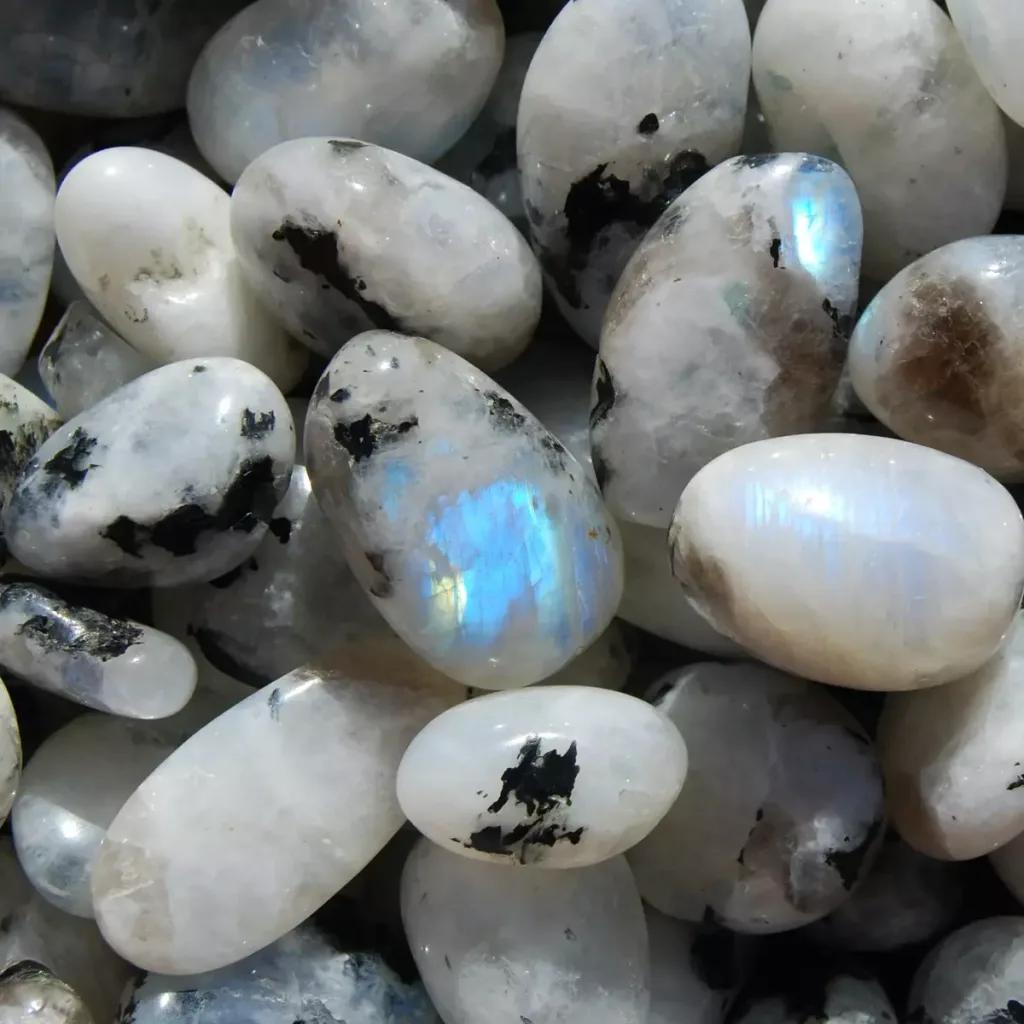 Moonstone Crystal Meaning