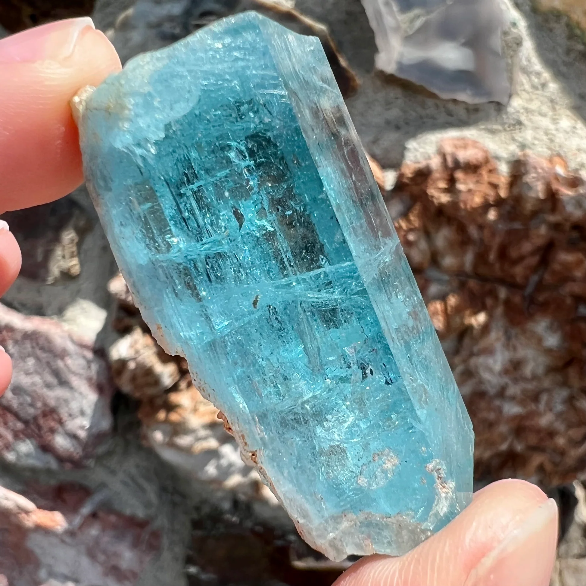 Aquamarine Crystal Meaning